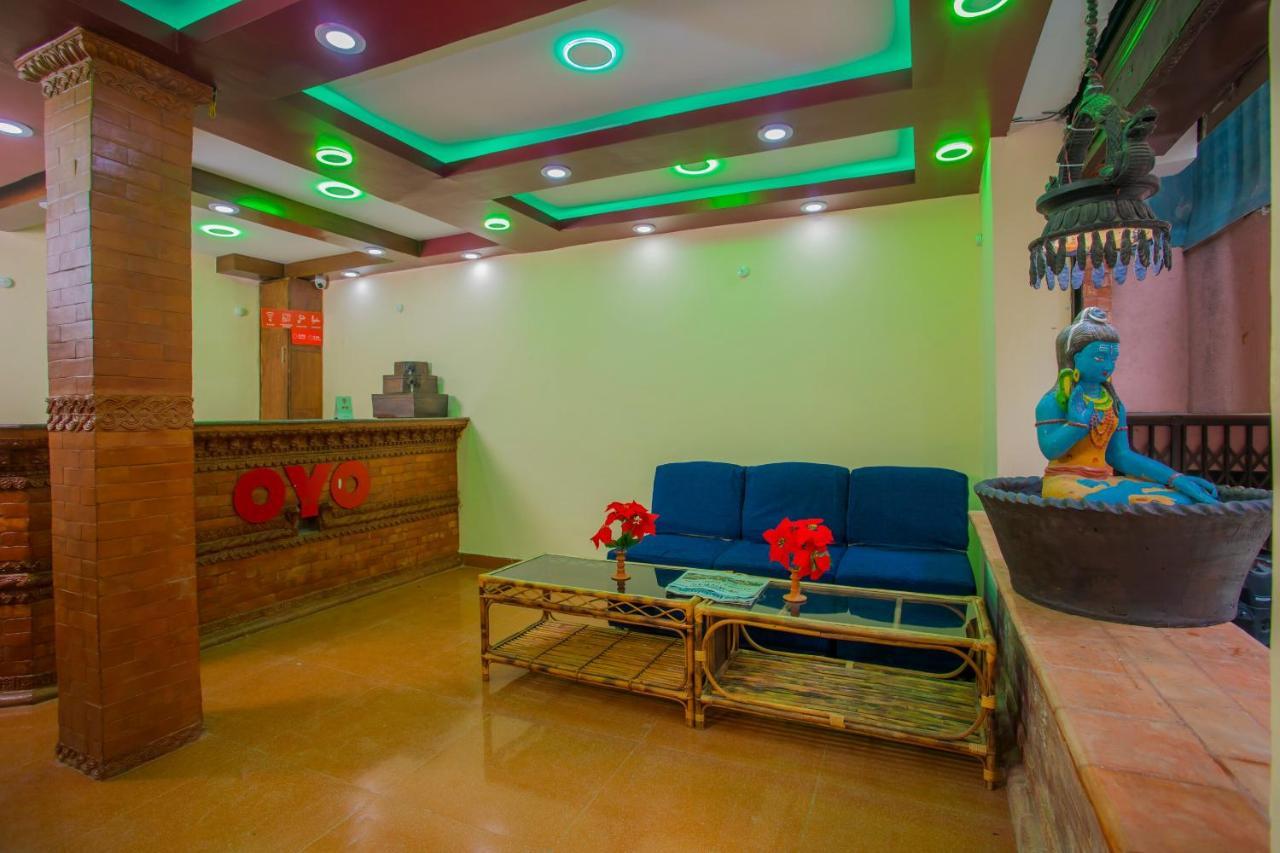 Oyo Hotel Antique Kutty Catmandu Exterior foto