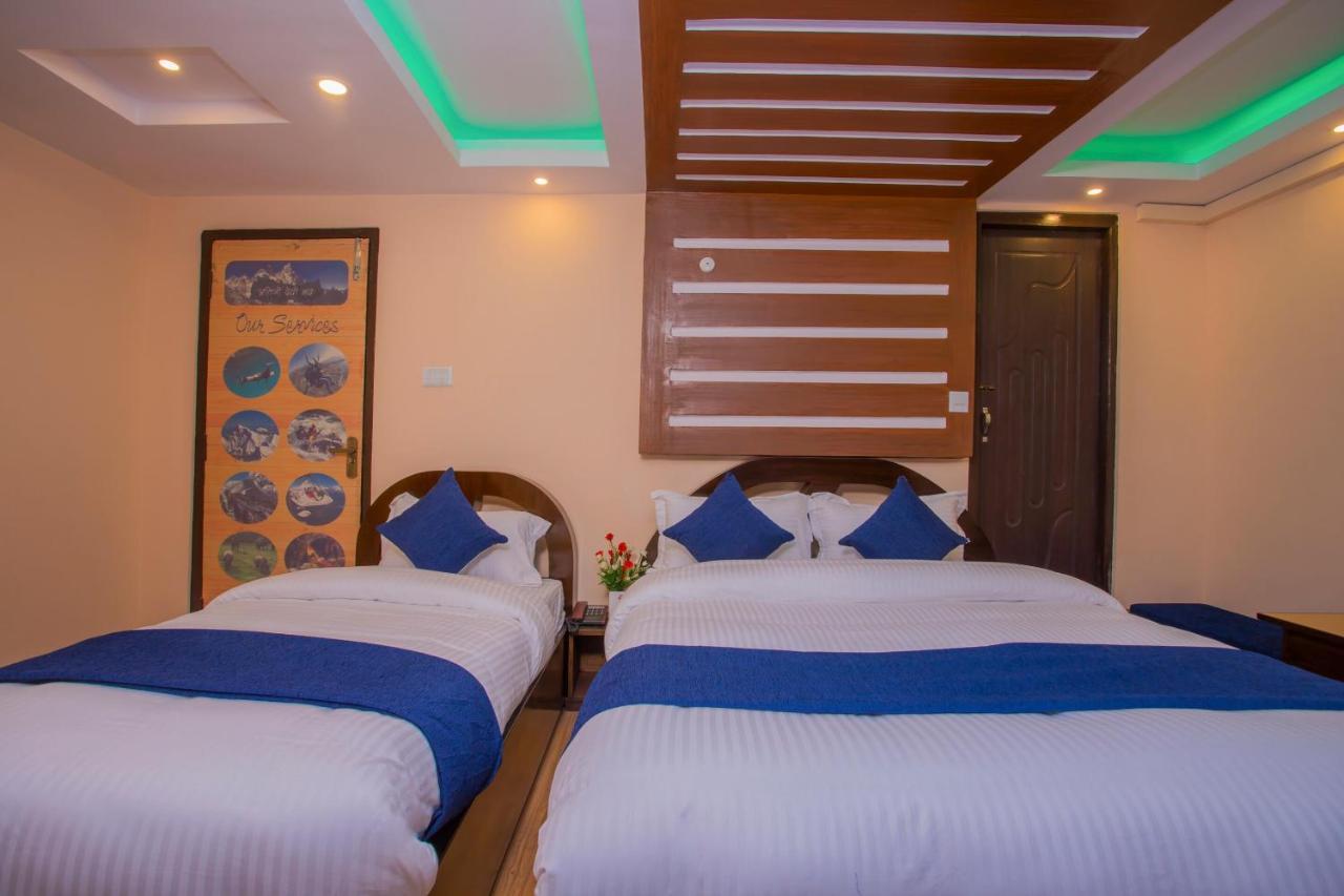 Oyo Hotel Antique Kutty Catmandu Exterior foto
